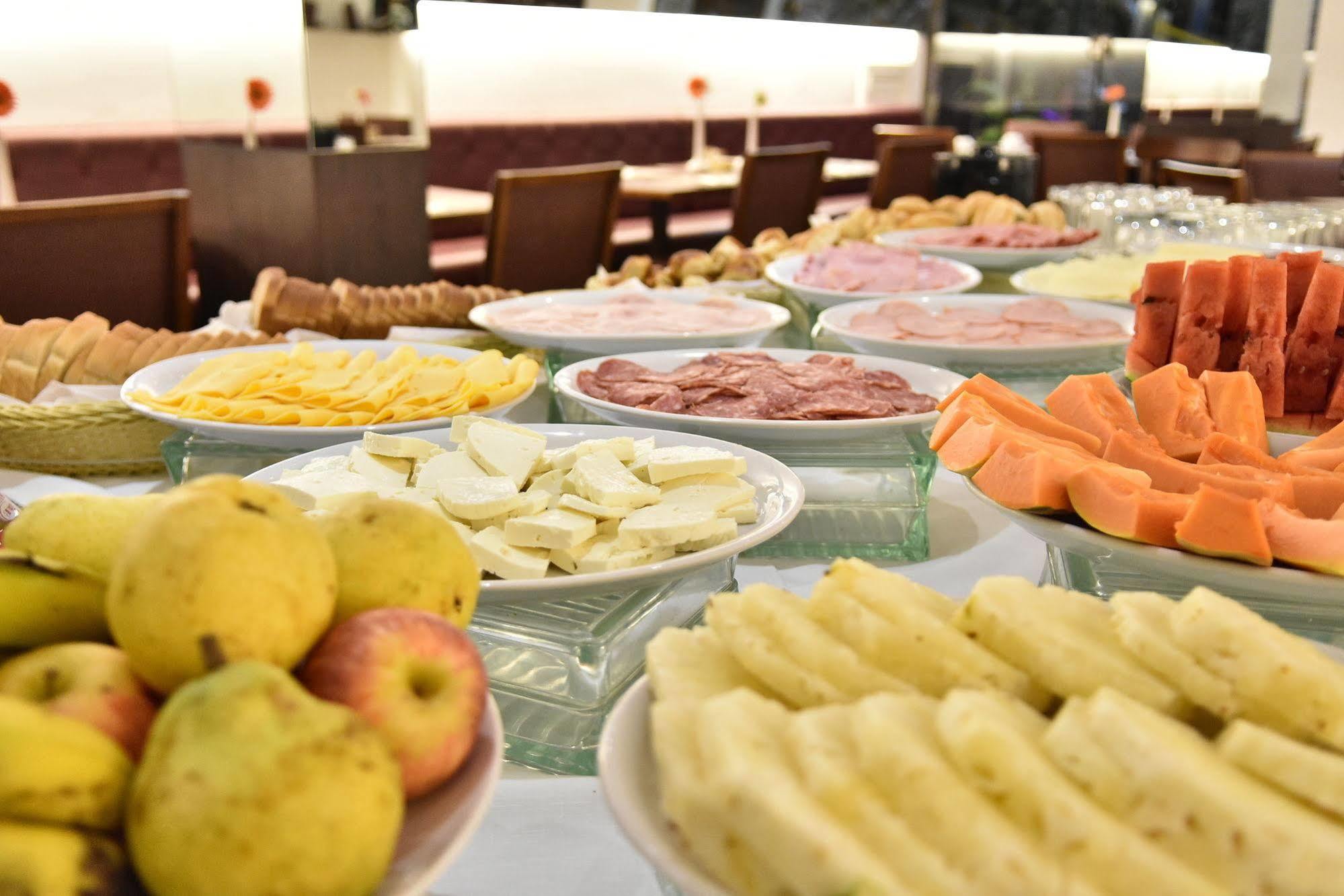 Cordilheira Hotel 3*